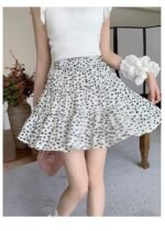 Black floral cake short skirt for women, high waist, plus size, summer, fat, mm, covering the belly, showing a slim pear shaped figure, A-line skirt - Image 6