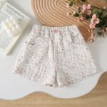 Girls wearing casual shorts for summer in 2025, children's versatile heart-shaped floral pants, loose hiking pants for baby girls - Image 4