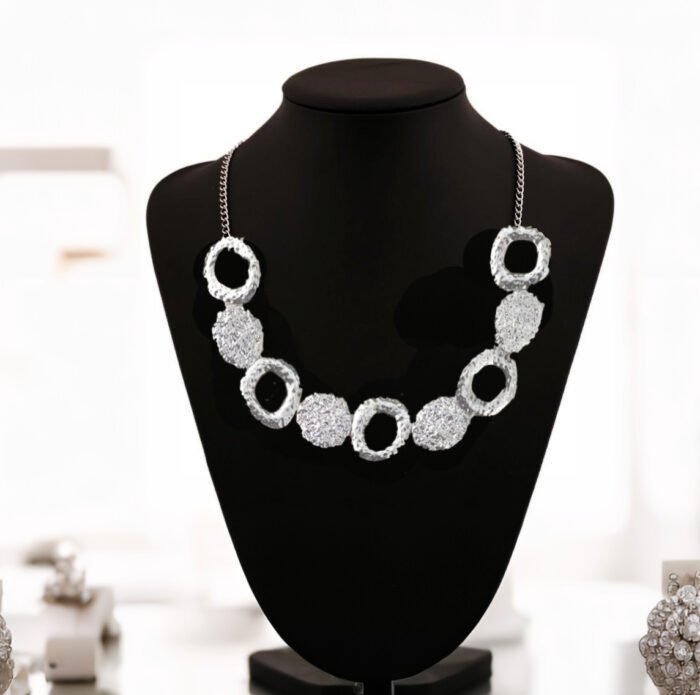 Europe and the United States cross-border factory direct personality exaggerated necklace concentric ring fashion alloy accessories foreign trade jewelry wholesale - Image 3