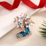Ins Christmas Cute Brooch Pendant Clothing Pin Fashion Accessories Design Sense Jewelry Niche Simple Decoration - Image 31